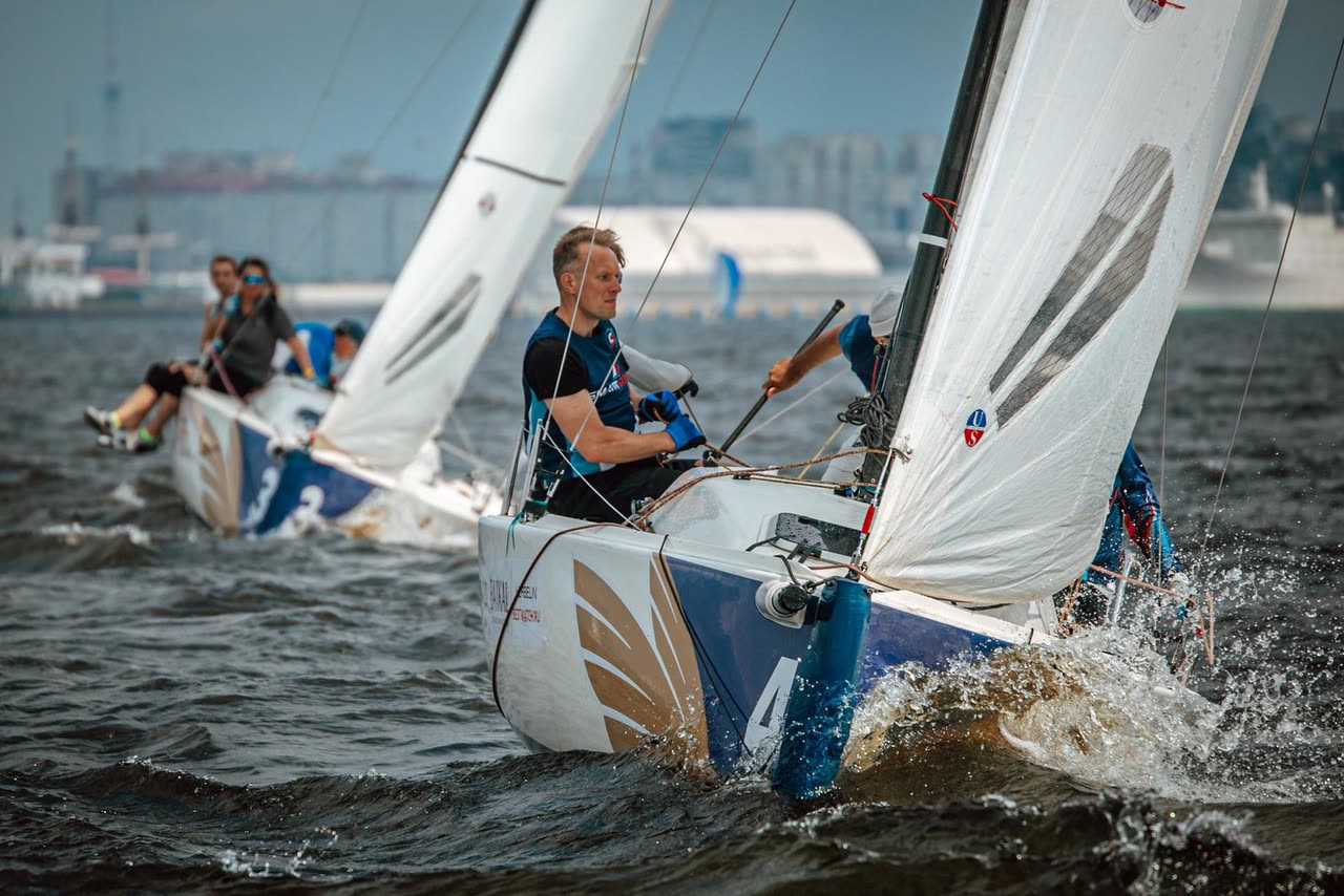 J/70 Smart Race №4 в лавировке с брызгами на Финском заливе